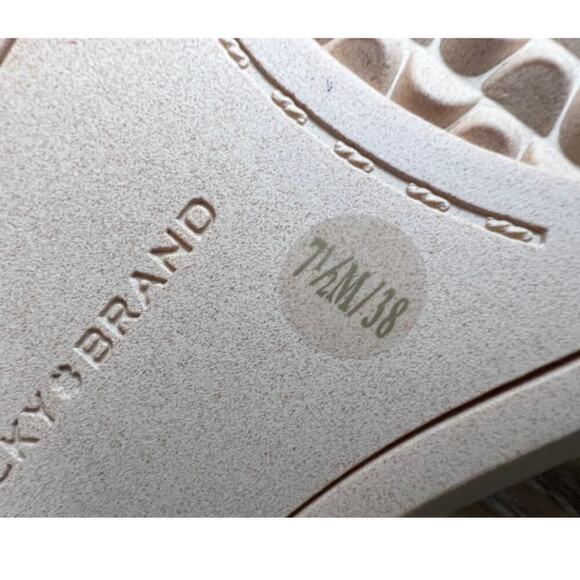 Lucky Brand Nayda Strap Sandals in Cognac - Picture 8 of 8